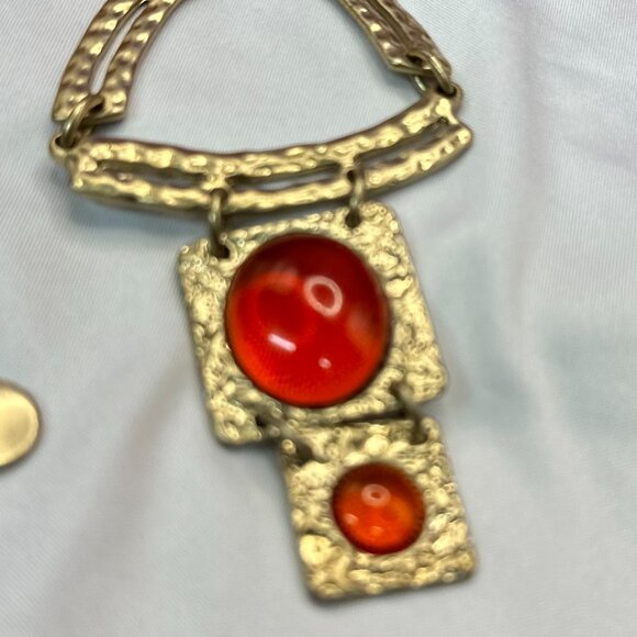 VTG Dana Buchman Gold-Tone Textured Metal Necklace Amber-Colored Cabochons. - Picture 11 of 12